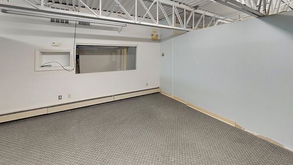 13 Westminster St, Lewiston, ME 04240